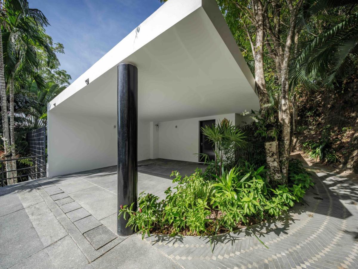 Villa Yang, Private Oceanfront Villa, Kamala Beach Exterior foto